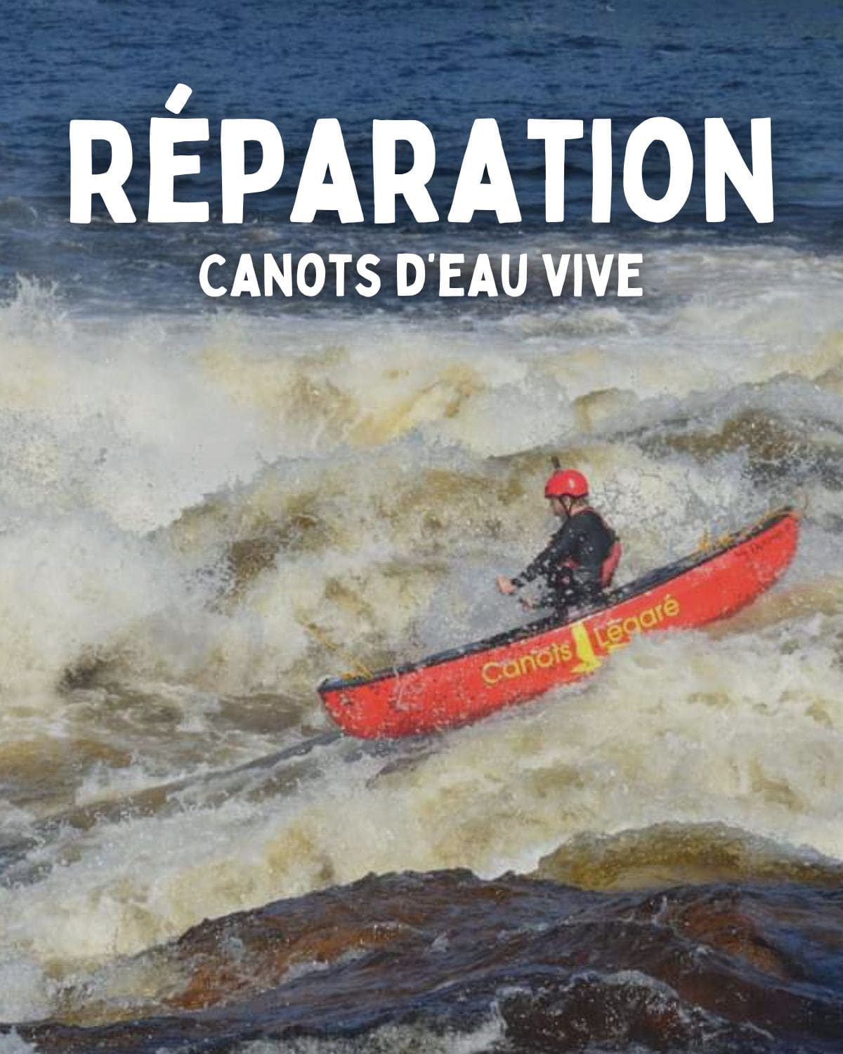 Canot solo d'eau vive à l'entrée d'un rapide