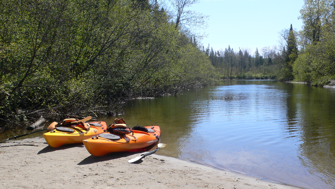 Canots Légaré | Location d'embarcations, cours, vente et réparation de canots